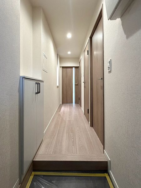 学芸大スカイマンション_清潔感のある玄関の写真1