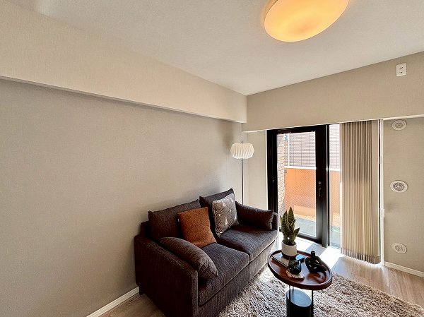 ライオンズマンション広尾南_南向きの洋室の写真1