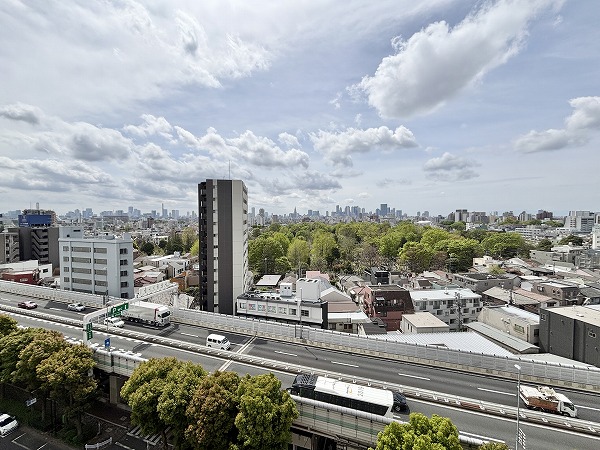 イトーピアマイズ池袋_バルコニーからの眺望の写真