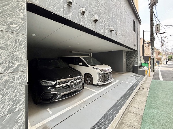 クレヴィア池袋East　車両置き場