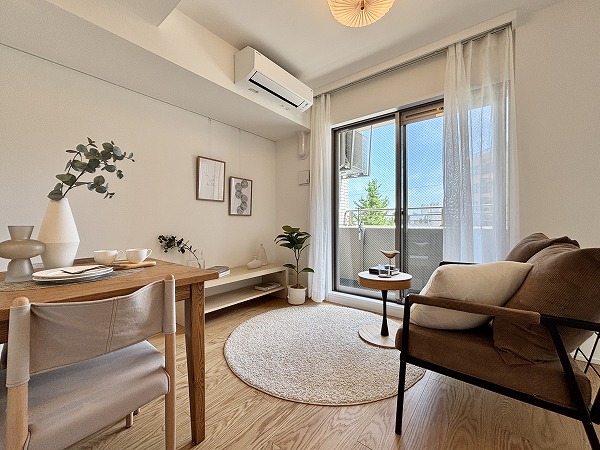 プレサンス本駒込アカデミア_日当たり良好なリビングダイニングキッチンの写真