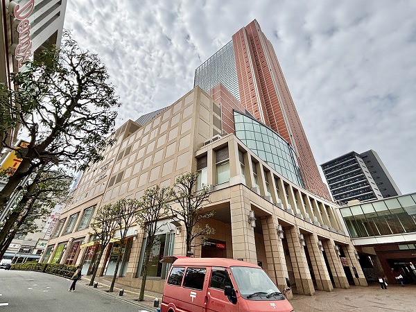 キャロットタワー