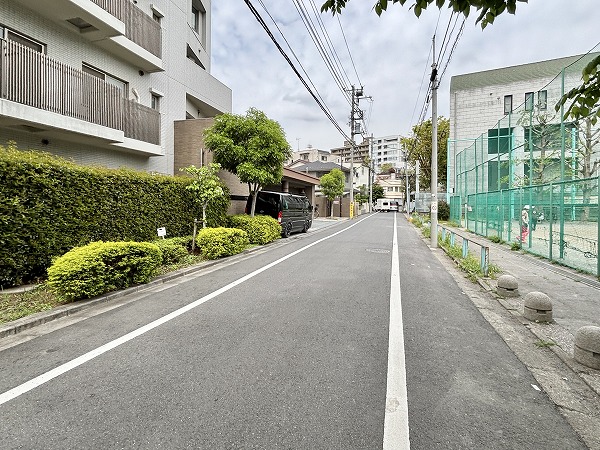 シャリエ三軒茶屋周辺