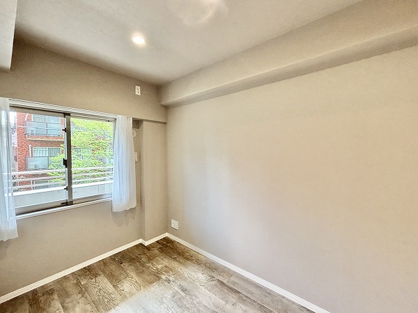 シャリエ三軒茶屋_コンパクトな洋室の写真