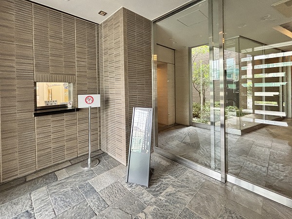 シャリエ三軒茶屋　エントランス