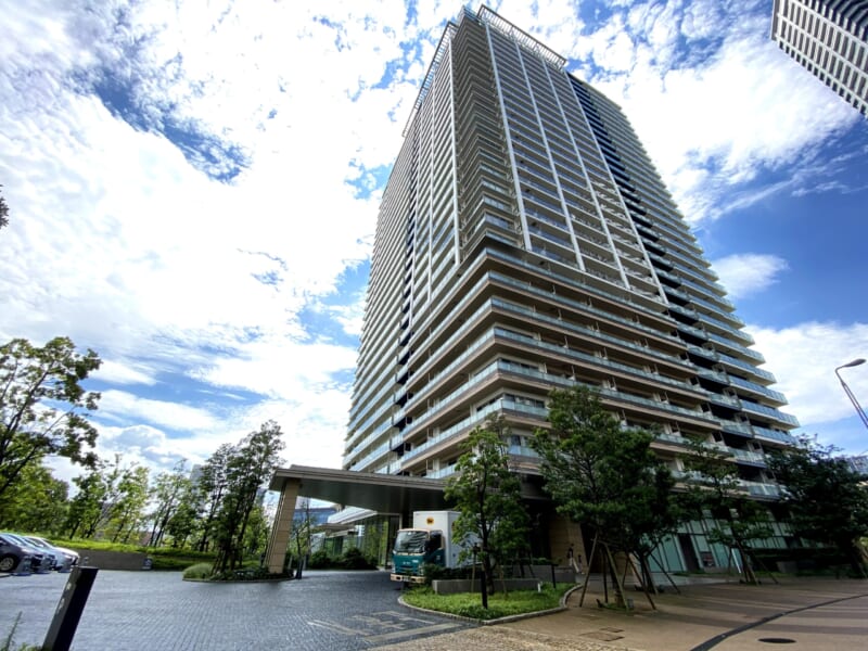 ベイズタワー＆ガーデン（BAYZ TOWER&GARDEN）