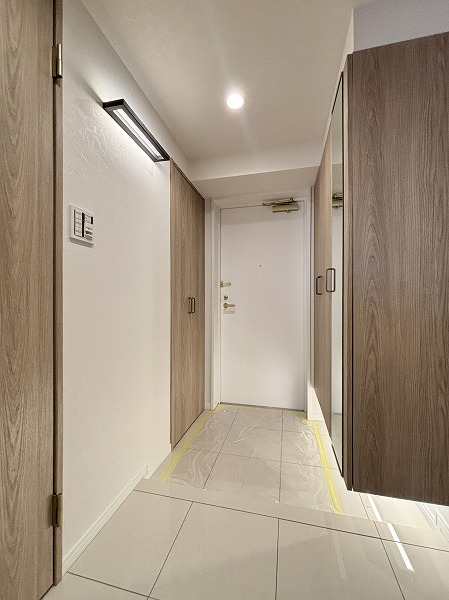 ケルン大塚台_広々とした玄関廊下の写真