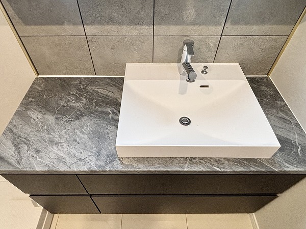 ケルン大塚台_お洒落な洗面化粧台の写真