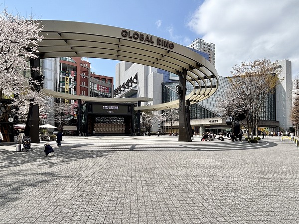 東京芸術劇場・豊島区立池袋西口公園