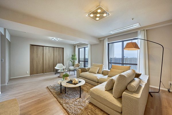 コスモ東京ベイタワー_リビングダイニングキッチンの写真1