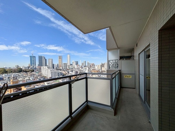 アールヴェール文京大塚公園_バルコニーの写真