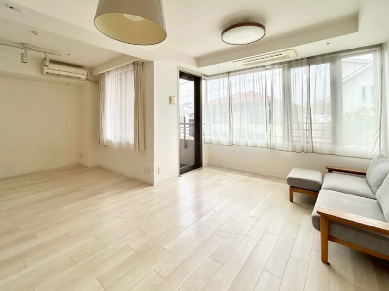 グランスイート岡本