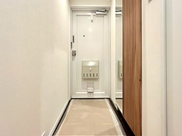 パールハイツ笹塚_綺麗な玄関の写真