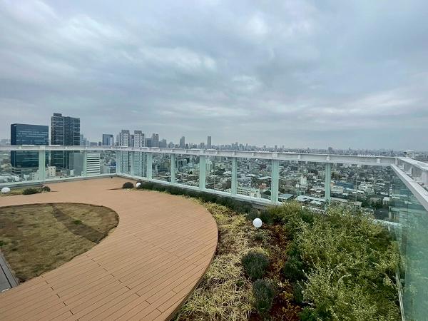 パークシティ中野ザタワーブリーズ　屋上テラス