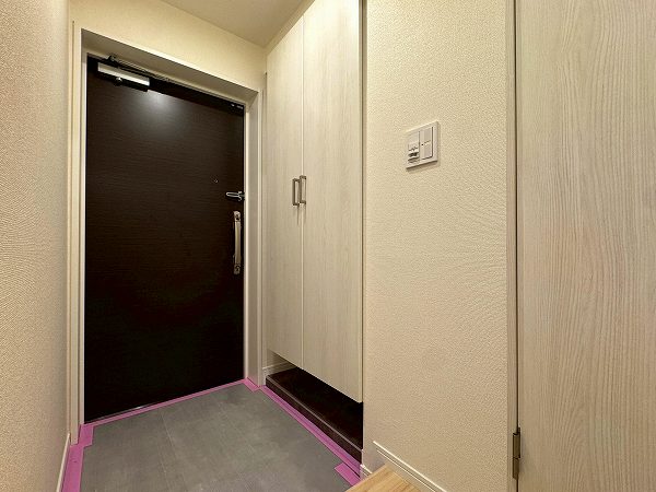 グランイーグル梅屋敷_玄関の写真