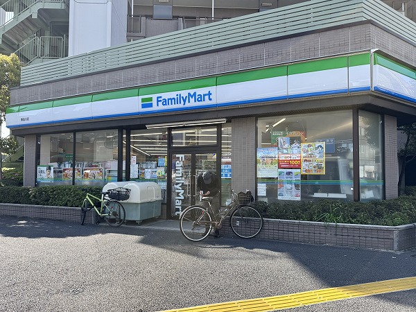 ファミリーマート