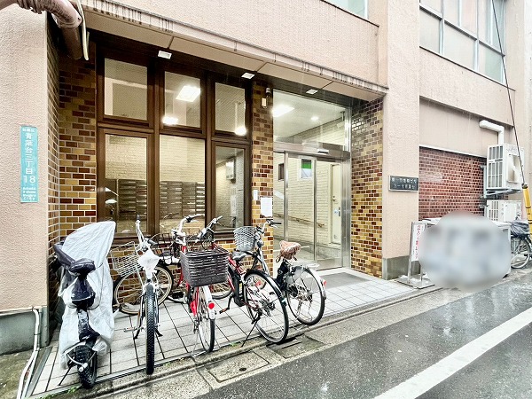 カーサ青葉台　アプローチ