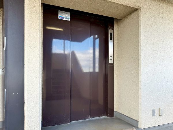 八幡山ビューグリーン エレベーター
