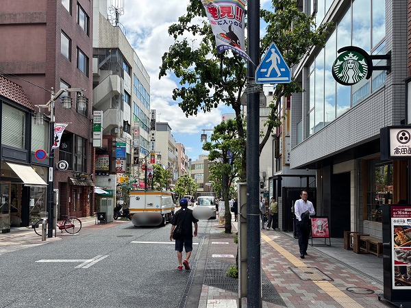 えもーる烏山メイン通り