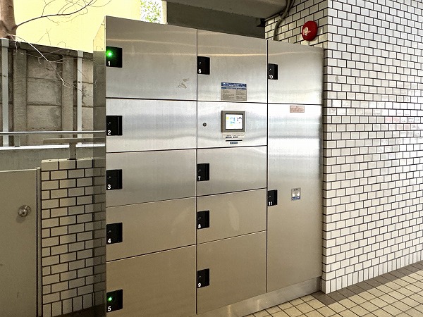 ラミアール白金台　宅配ボックス