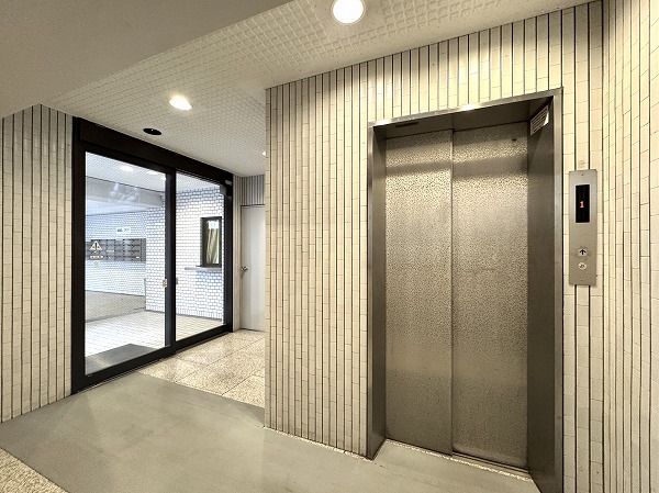 ラミアール白金台　エレベーター