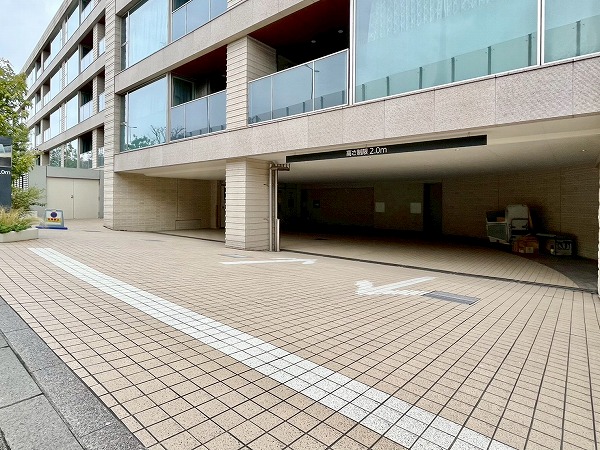 ブランズ二子玉川テラス 車寄せ