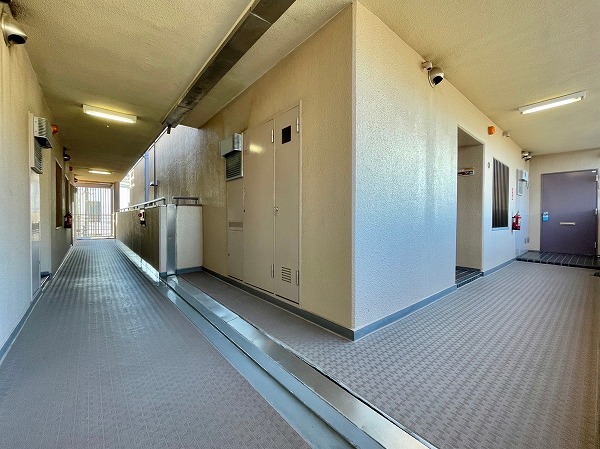 南雪谷ハイデンス　外廊下