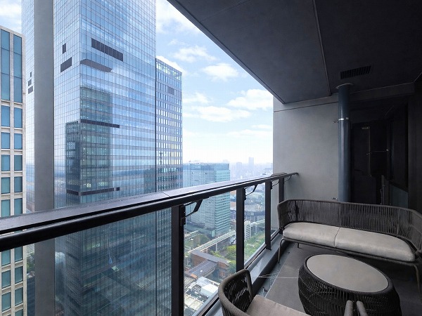 ワールドタワーレジデンス_バルコニーの写真