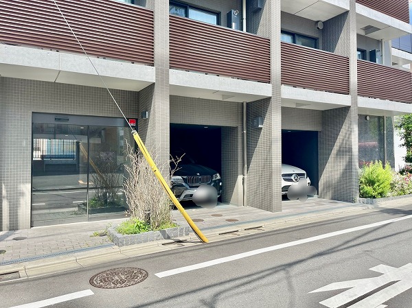 レガリス用賀　駐車場