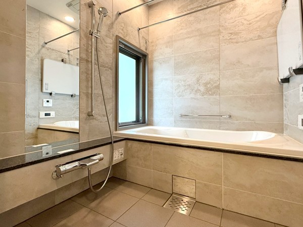 ロイヤルシーズン六本木_浴室の写真