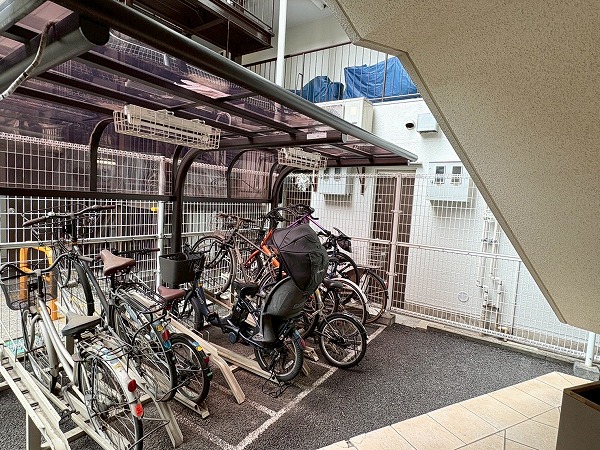 アルカーデンシティリンクス新宿_駐輪場の写真
