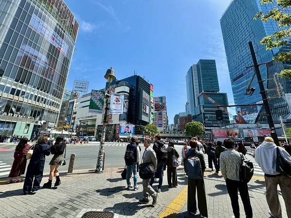 スクランブル交差点