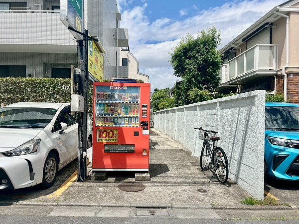 ノヴァ目黒南　自動販売機