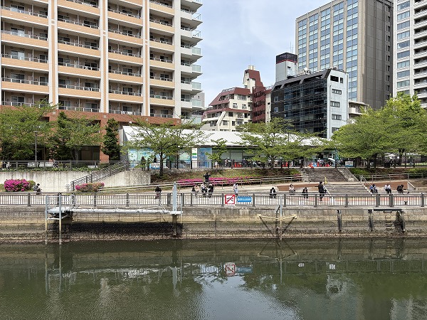 ファミリーマート さくらてらす五反田店