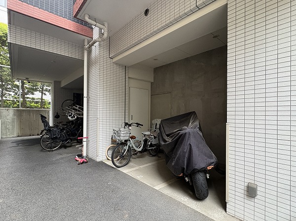 センチュリー赤坂　駐輪場・バイク置き場