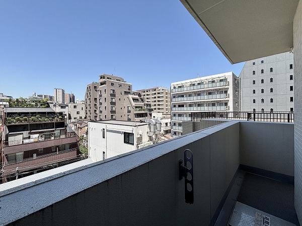 ザ・パークハウス小石川後楽園_西向きのバルコニーの写真