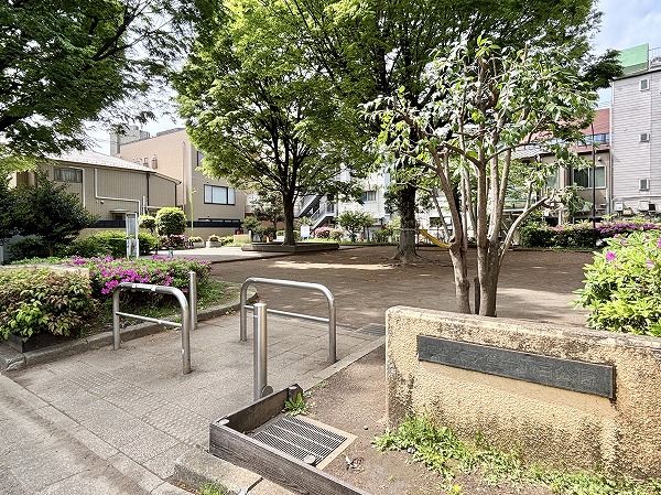 世田谷区立太子堂一丁目公園