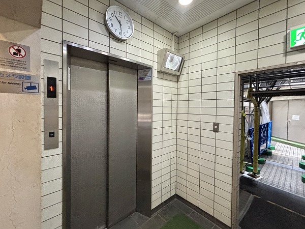 ビューシティ新宿御苑　エレベーターホール