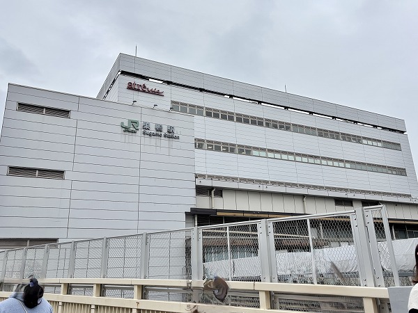 巣鴨駅