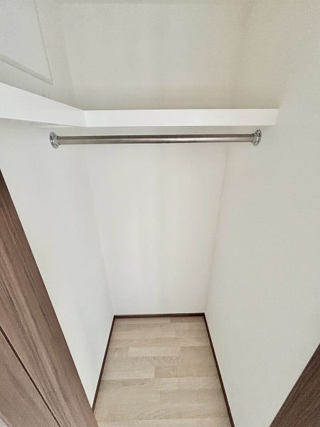 プレセダンヒルズ文京本駒込_奥行きのあるウォークインクローゼットの写真