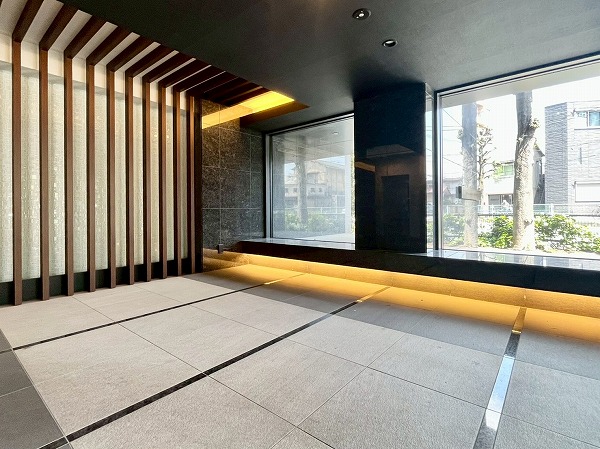 レガリス用賀　エントランス