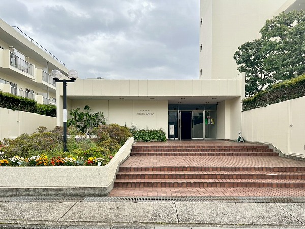 日商岩井大岡山第二マンション　アプローチ