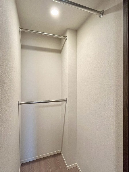 パークホームズ自由が丘_ウォークインクローゼットの写真1