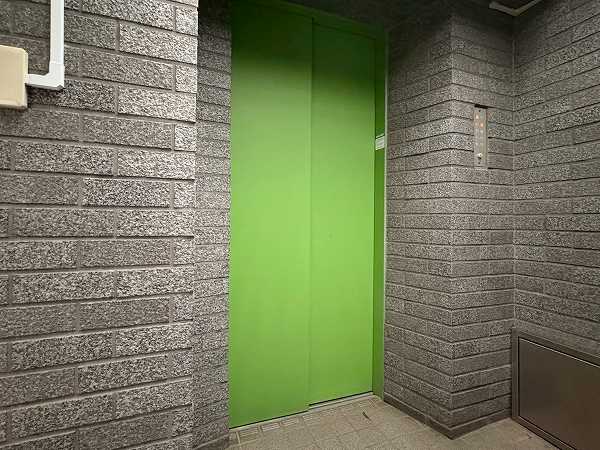 代々木グランドハイツ　エレベーター