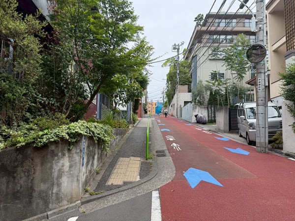 薬園坂