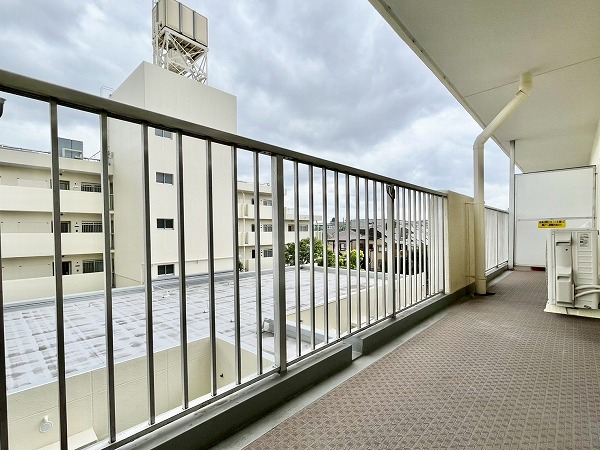 日商岩井大岡山第二マンション_バルコニーの写真