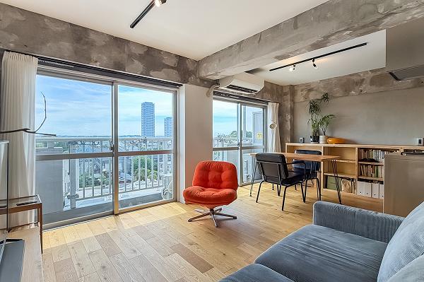 朝日上野毛マンション_広々としたリビングダイニングキッチンの写真2