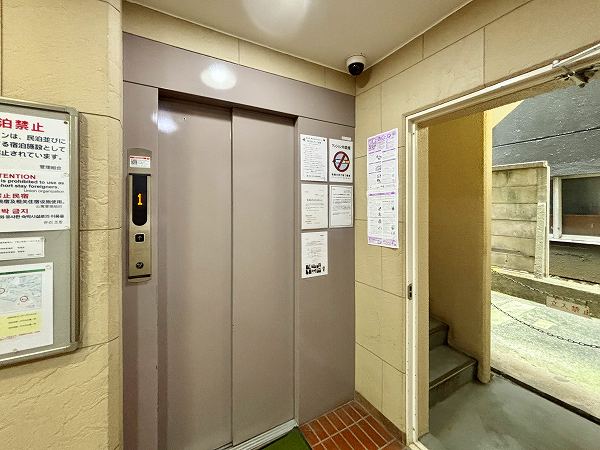 カテリーナ代々木 エレベーター
