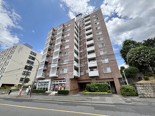 クレセントマンション 外観