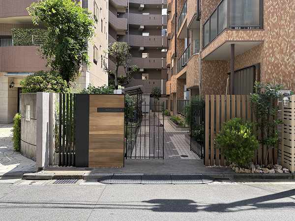 南麻布ローヤルコーポ アプローチ